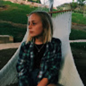 Meet your Posher, Maegan